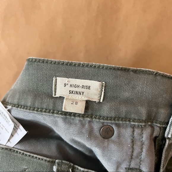 Madewell | 9" High Rise Skinny Jeans: Garment-Dyed Button-Front Edition Size 28 - Picture 10 of 16